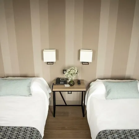Hotel Paraiso Granada 3*
